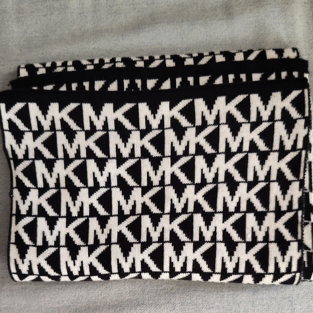 Michael Kors Black and White Logo Scarf